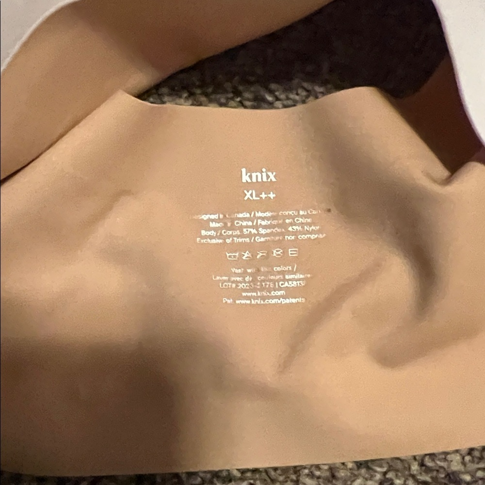 Knix Revolution Adjustable Pullover Bra - Picture 3 of 3